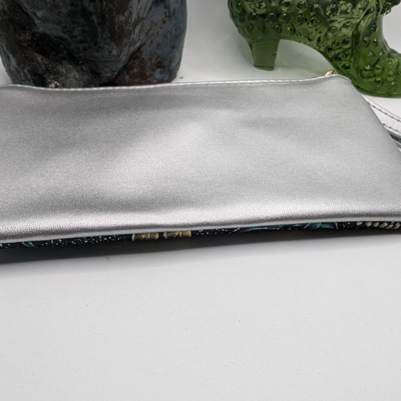 Colorful Metallic embossed wristlet /pouch - Picture 3 of 4